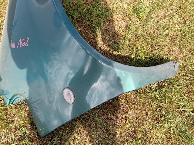 bontott MERCEDES-BENZ A-CLASS Jobb első Sárvédő