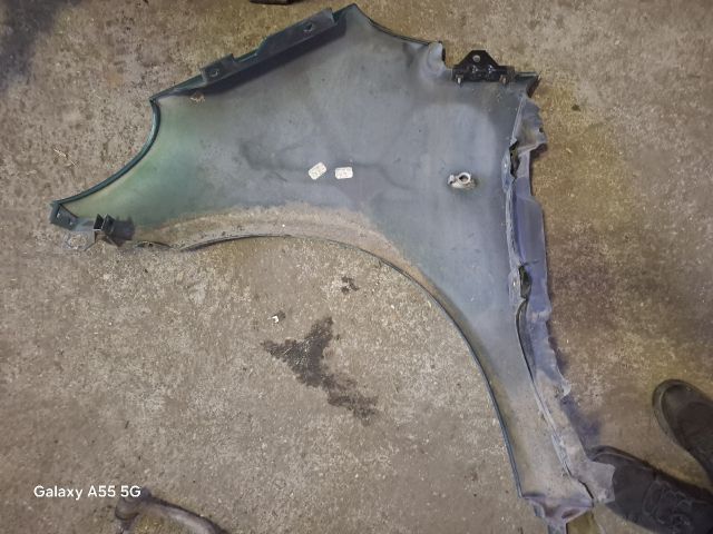 bontott MERCEDES-BENZ A-CLASS Jobb első Sárvédő