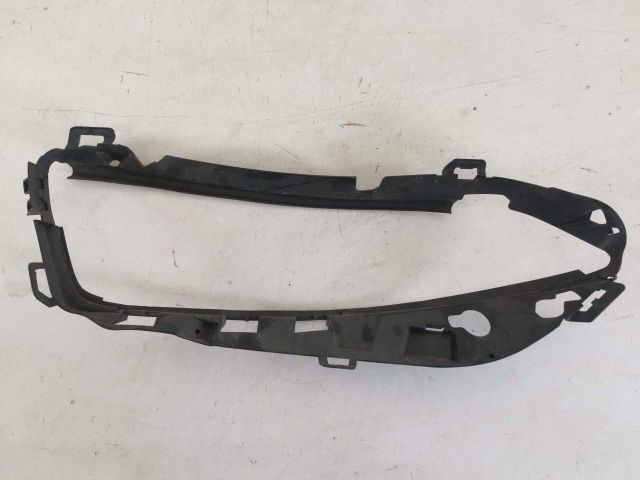 bontott MERCEDES-BENZ A-CLASS Jobb Fényszóró Lámpakeret