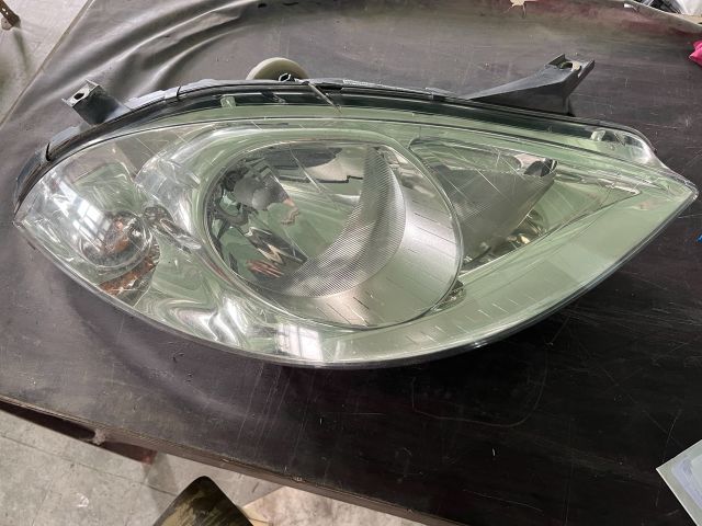 bontott MERCEDES-BENZ A-CLASS Jobb Fényszóró