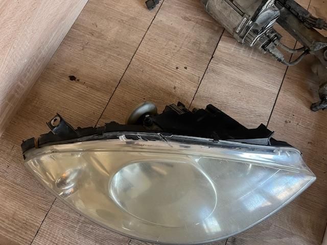 bontott MERCEDES-BENZ A-CLASS Jobb Fényszóró
