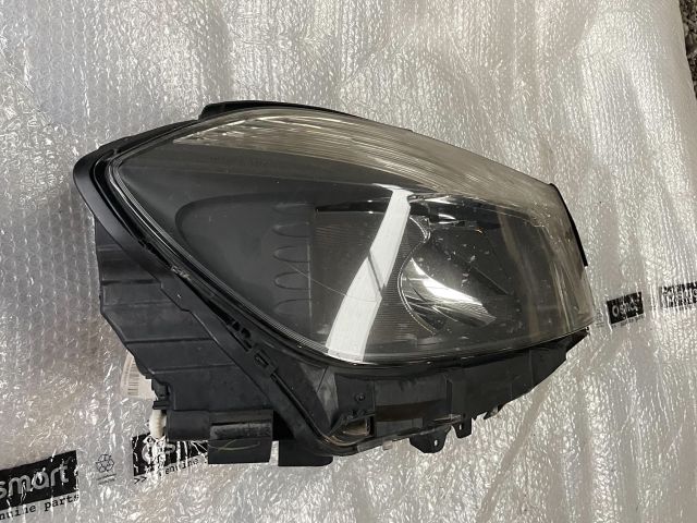 bontott MERCEDES-BENZ A-CLASS Jobb Fényszóró