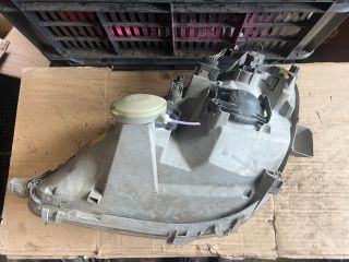 bontott MERCEDES-BENZ A-CLASS Jobb Fényszóró