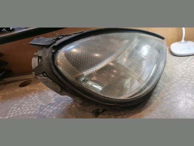 bontott MERCEDES-BENZ A-CLASS Jobb Fényszóró