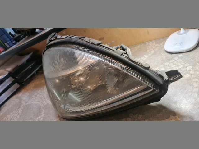 bontott MERCEDES-BENZ A-CLASS Jobb Fényszóró