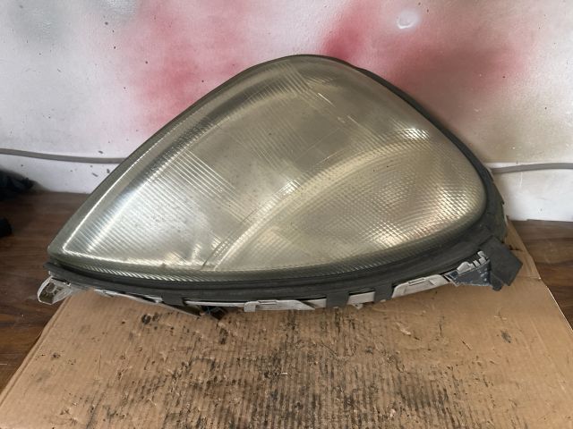 bontott MERCEDES-BENZ A-CLASS Jobb Fényszóró