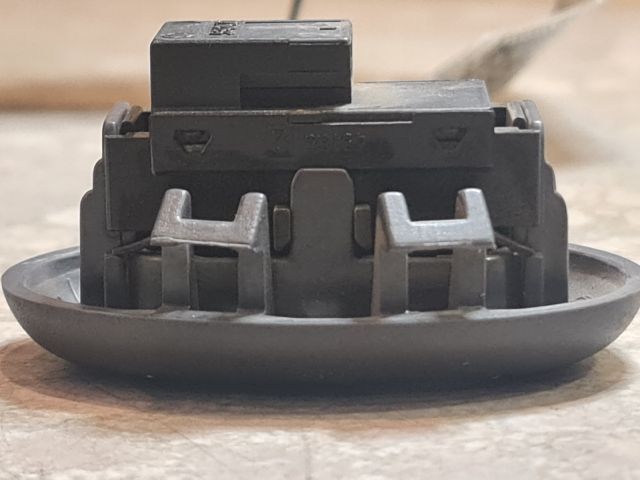 bontott MERCEDES-BENZ A-CLASS Jobb hátsó Ablakemelő Kapcsoló