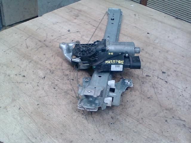 bontott MERCEDES-BENZ A-CLASS Jobb hátsó Ablakemelő Szerkezet (Elektromos)