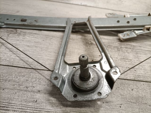 bontott MERCEDES-BENZ A-CLASS Jobb hátsó Ablakemelő Szerkezet (Mechanikus)