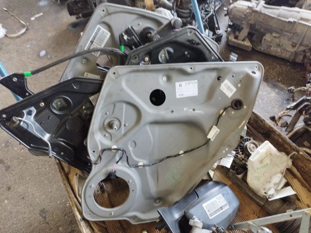 bontott MERCEDES-BENZ A-CLASS Jobb hátsó Ablakemelő Szerkezet (Mechanikus)