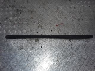 bontott MERCEDES-BENZ A-CLASS Jobb hátsó Ajtó Díszléc