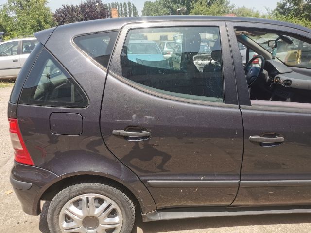 bontott MERCEDES-BENZ A-CLASS Jobb hátsó Ajtó (Részeivel)