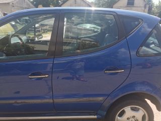 bontott MERCEDES-BENZ A-CLASS Jobb hátsó Ajtó (Részeivel)