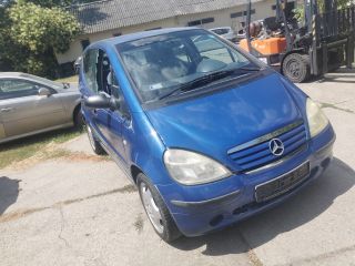 bontott MERCEDES-BENZ A-CLASS Jobb hátsó Ajtó (Részeivel)