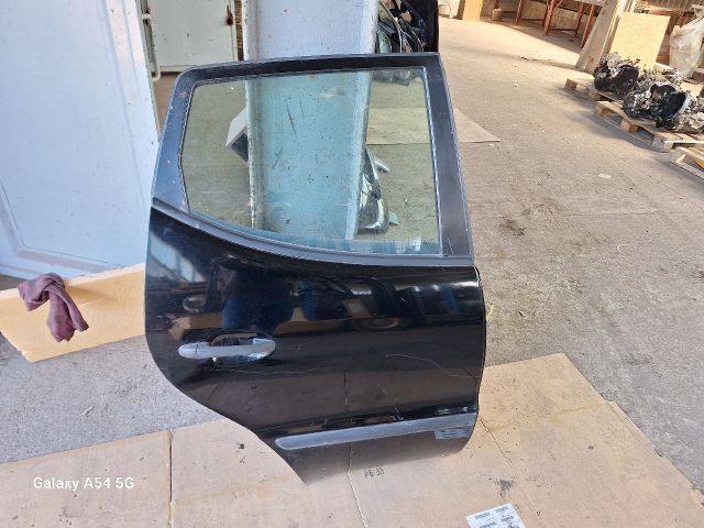 bontott MERCEDES-BENZ A-CLASS Jobb hátsó Ajtó (Részeivel)