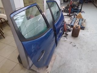 bontott MERCEDES-BENZ A-CLASS Jobb hátsó Ajtó (Részeivel)