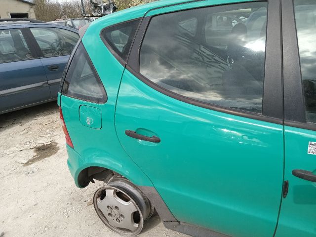 bontott MERCEDES-BENZ A-CLASS Jobb hátsó Ajtó (Részeivel)
