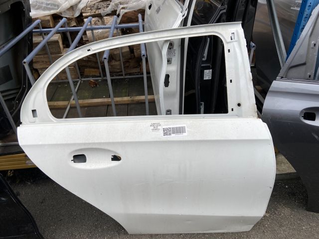 bontott MERCEDES-BENZ A-CLASS Jobb hátsó Ajtó (Üres lemez)