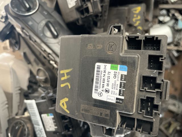 bontott MERCEDES-BENZ A-CLASS Jobb hátsó Ajtó Vezérlőegység