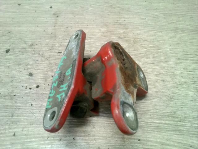 bontott MERCEDES-BENZ A-CLASS Jobb hátsó Alsó Zsanér