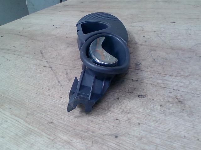 bontott MERCEDES-BENZ A-CLASS Jobb hátsó Belső Kilincs