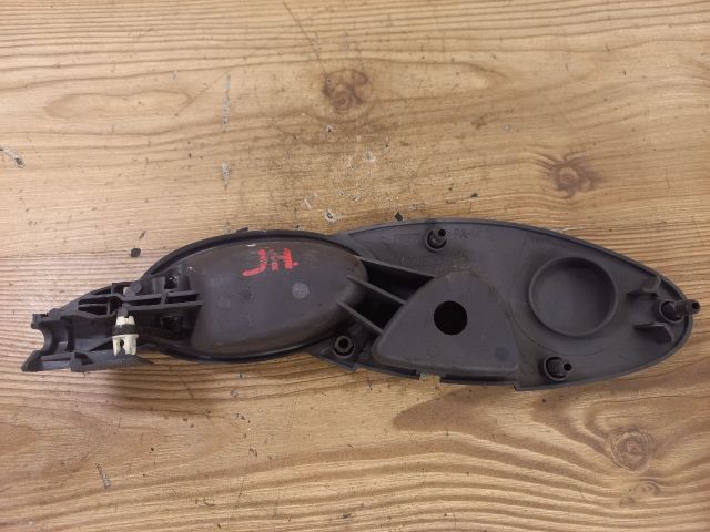 bontott MERCEDES-BENZ A-CLASS Jobb hátsó Belső Kilincs