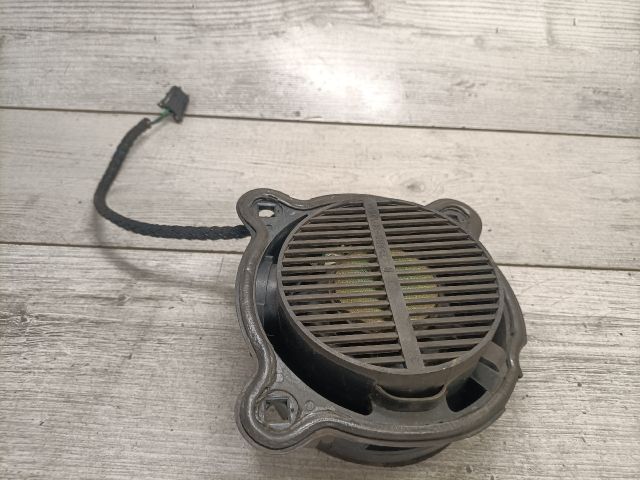 bontott MERCEDES-BENZ A-CLASS Jobb hátsó Hangszóró