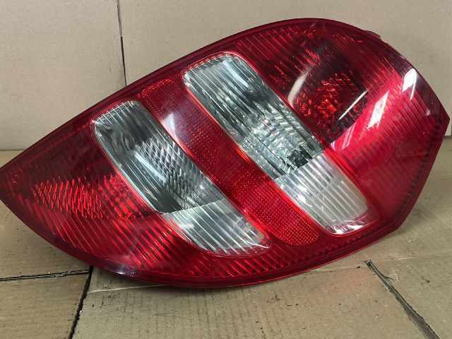 bontott MERCEDES-BENZ A-CLASS Jobb Hátsó Lámpa