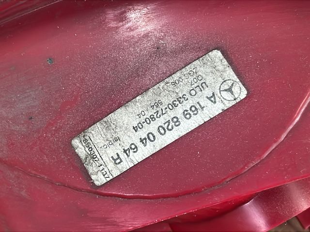 bontott MERCEDES-BENZ A-CLASS Jobb Hátsó Lámpa