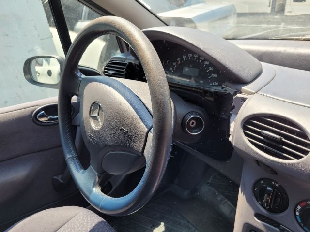 bontott MERCEDES-BENZ A-CLASS Jobb Hátsó Lámpa