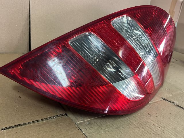 bontott MERCEDES-BENZ A-CLASS Jobb Hátsó Lámpa