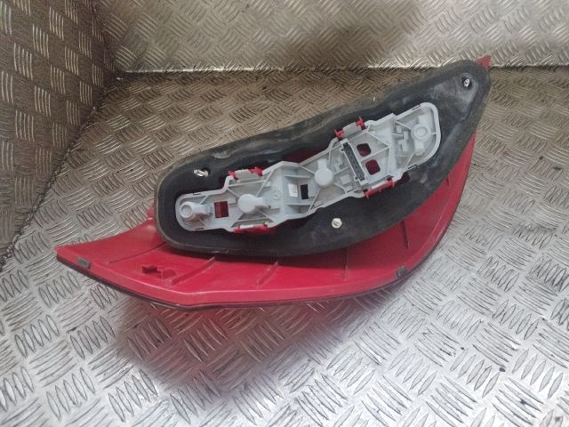 bontott MERCEDES-BENZ A-CLASS Jobb Hátsó Lámpa