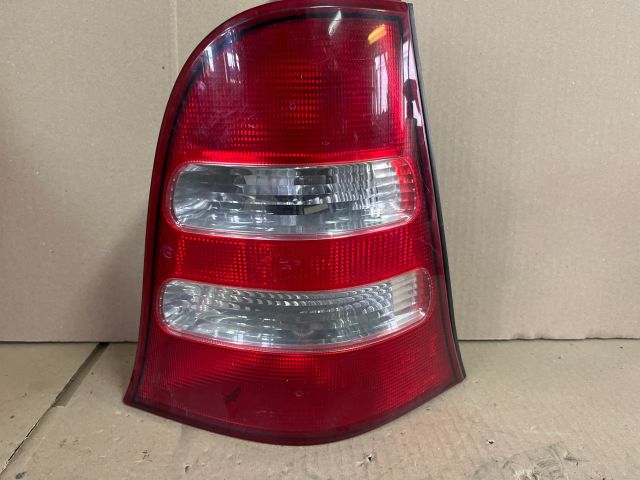 bontott MERCEDES-BENZ A-CLASS Jobb Hátsó Lámpa