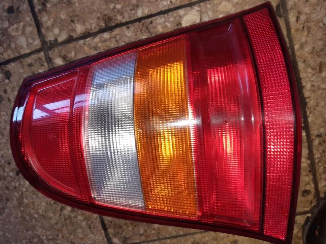 bontott MERCEDES-BENZ A-CLASS Jobb hátsó Lámpabúra