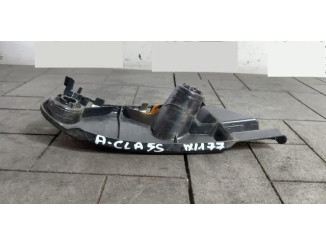 bontott MERCEDES-BENZ A-CLASS Jobb hátsó Lökhárító Tartó (Műanyag)