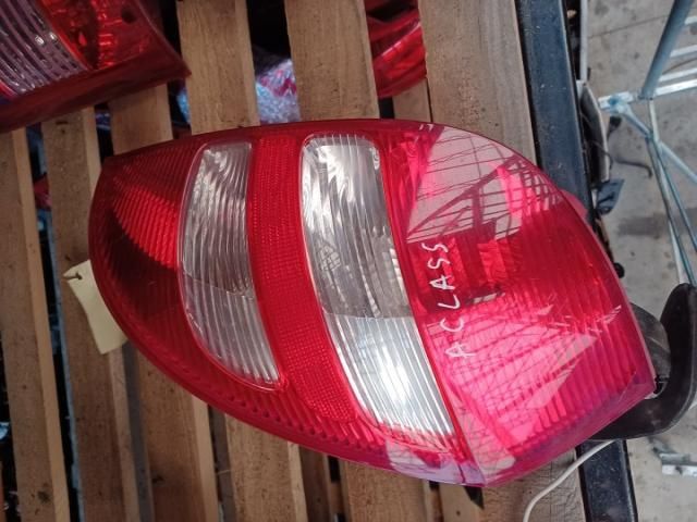 bontott MERCEDES-BENZ A-CLASS Jobb Külső Hátsó Lámpa