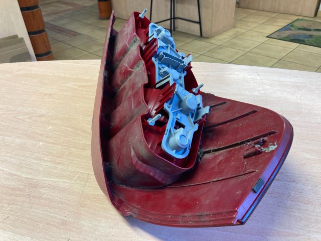 bontott MERCEDES-BENZ A-CLASS Jobb Külső Hátsó Lámpa