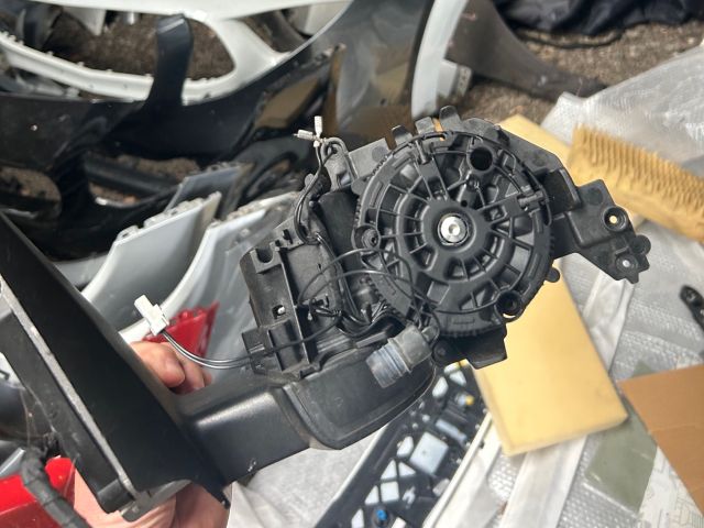 bontott MERCEDES-BENZ A-CLASS Jobb Visszapillantó Tükör (Elektromos)