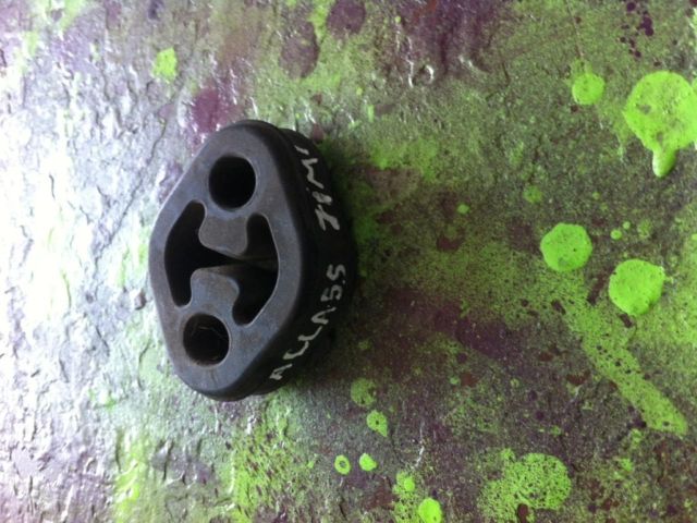 bontott MERCEDES-BENZ A-CLASS Kipufogó Tartó