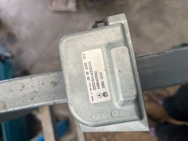 bontott MERCEDES-BENZ A-CLASS Kormányzár (Elektromos)