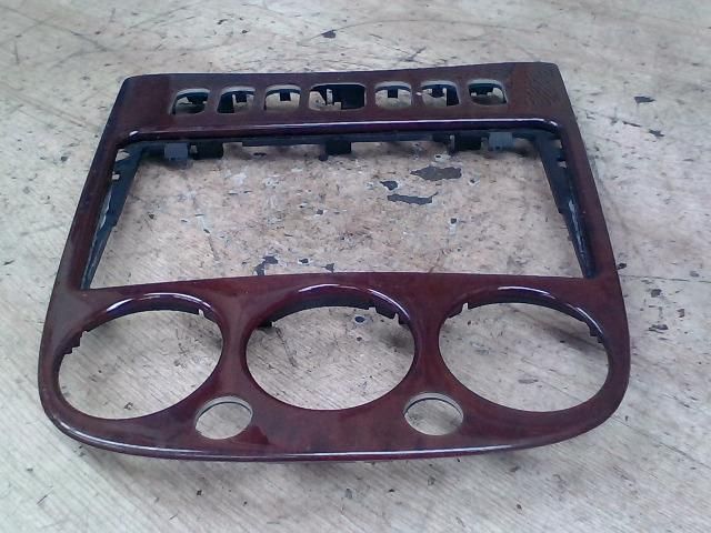 bontott MERCEDES-BENZ A-CLASS Középkonzol Keret