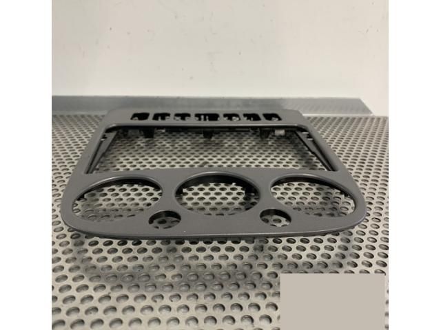 bontott MERCEDES-BENZ A-CLASS Középső Műszerfal Díszléc