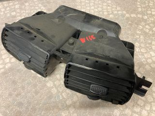 bontott MERCEDES-BENZ A-CLASS Középső Szellőző