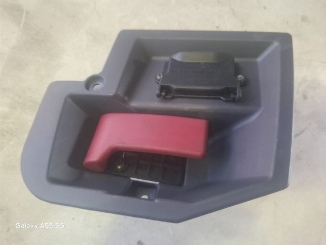 bontott MERCEDES-BENZ A-CLASS Motorháztető Nyitó Kar / Gomb