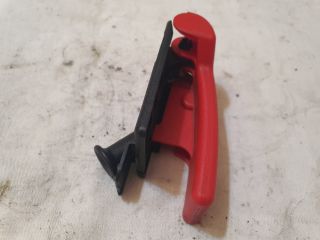 bontott MERCEDES-BENZ A-CLASS Motorháztető Nyitó Kar / Gomb