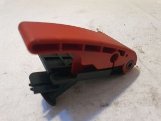 bontott MERCEDES-BENZ A-CLASS Motorháztető Nyitó Kar / Gomb