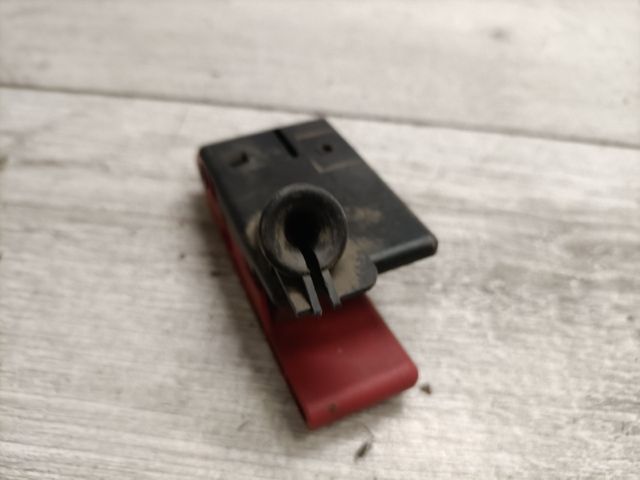 bontott MERCEDES-BENZ A-CLASS Motorháztető Nyitó Kar / Gomb