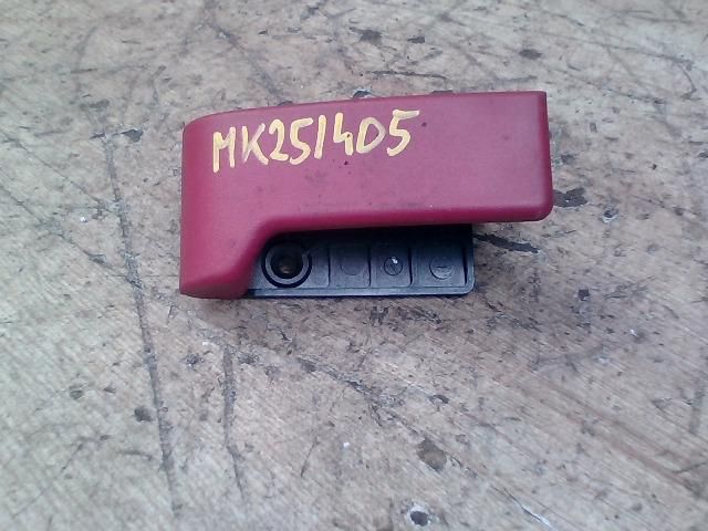 bontott MERCEDES-BENZ A-CLASS Motorháztető Nyitó Kar / Gomb