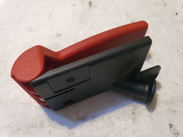 bontott MERCEDES-BENZ A-CLASS Motorháztető Nyitó Kar / Gomb