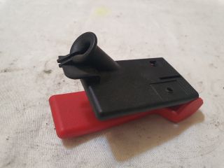 bontott MERCEDES-BENZ A-CLASS Motorháztető Nyitó Kar / Gomb